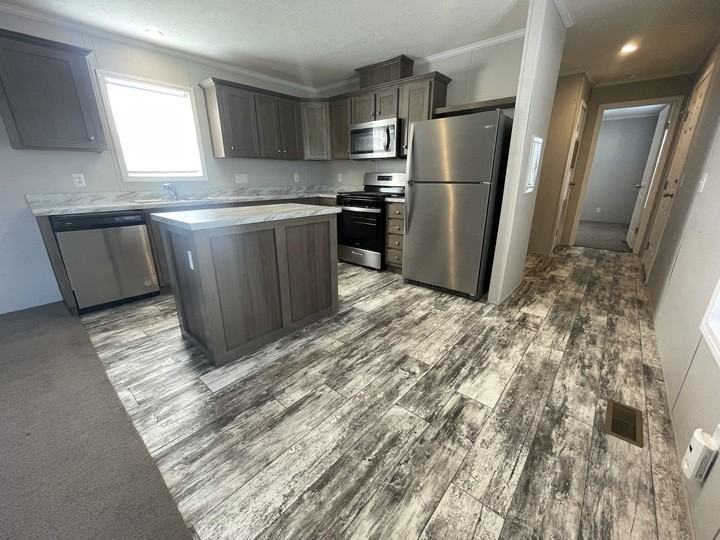 38039 Leverette Ave #495 - Photo 5 of 25