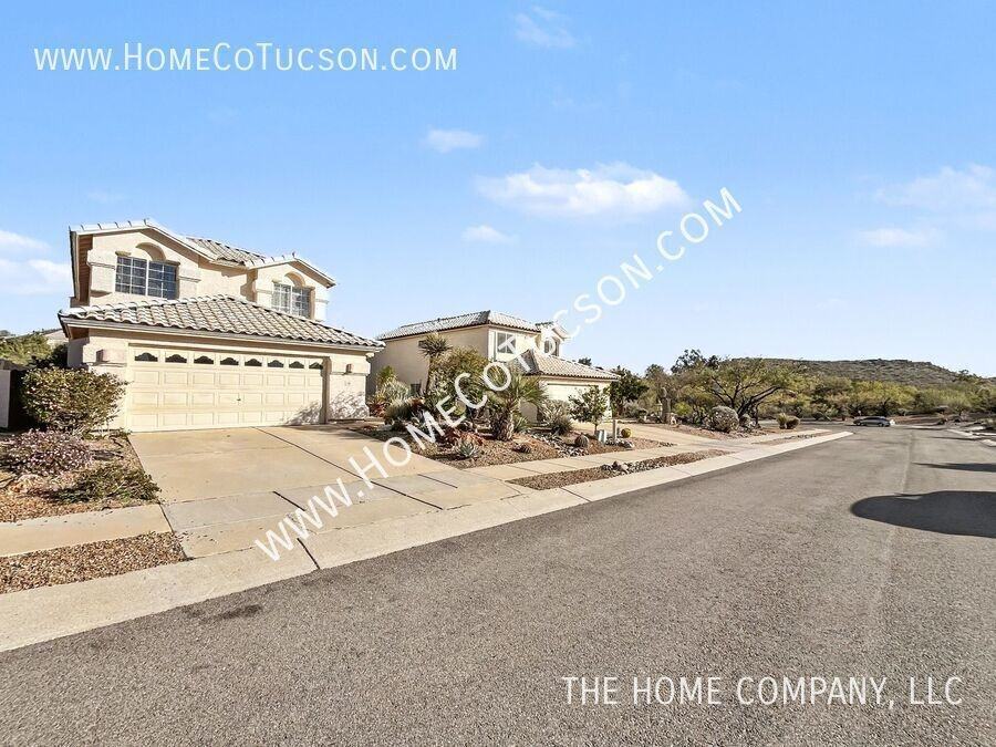 5168 N Windriver Pl - Photo 2 of 42