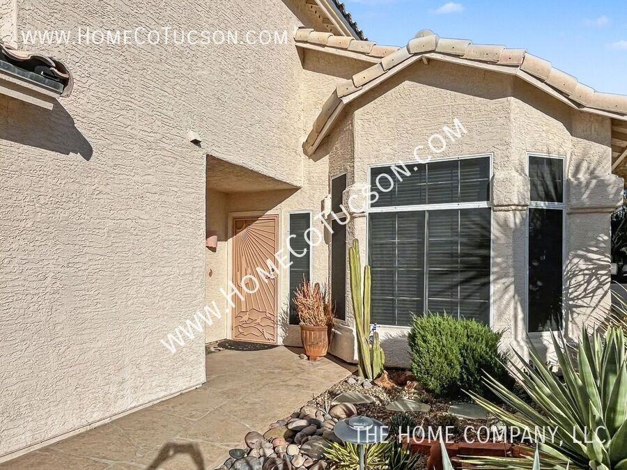 5168 N Windriver Pl - Photo 3 of 42