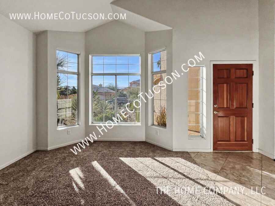 5168 N Windriver Pl - Photo 6 of 42