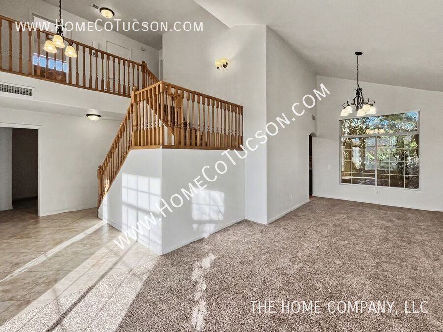 5168 N Windriver Pl - Photo 7 of 42