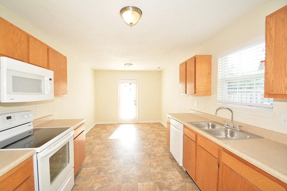 15224 Fawn Meadow Dr - Photo 6 of 32