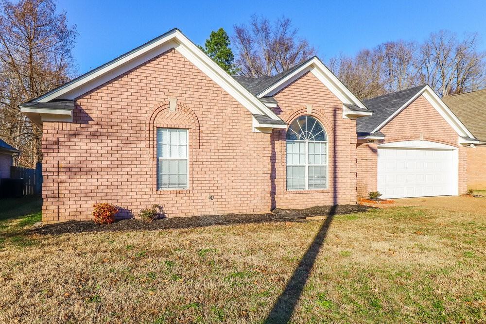 8648 Tropicana Dr N - Photo 3 of 16