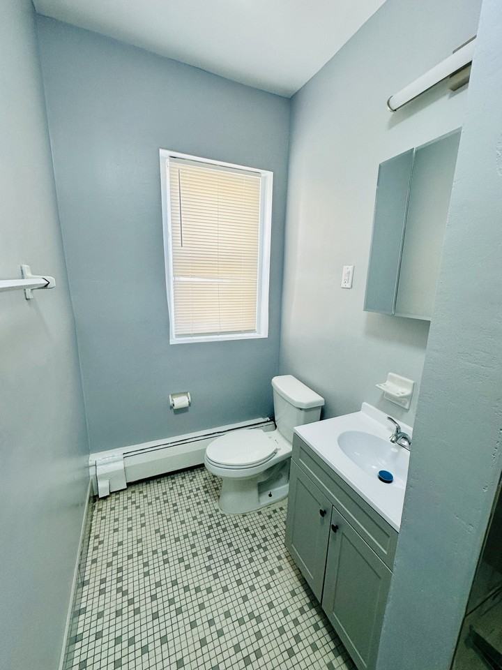 50 Anderson Street #D8 - Photo 5 of 14