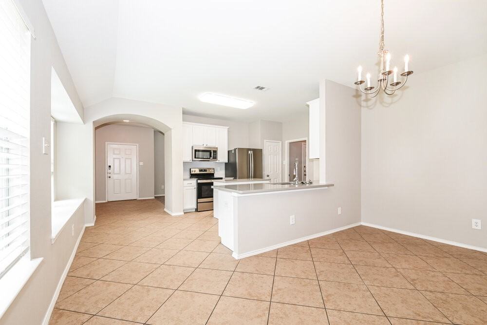 3135 Marble Falls Dr - Photo 6 of 16