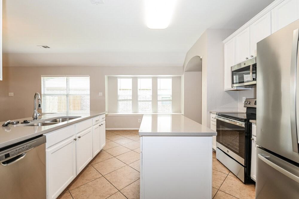 3135 Marble Falls Dr - Photo 7 of 16