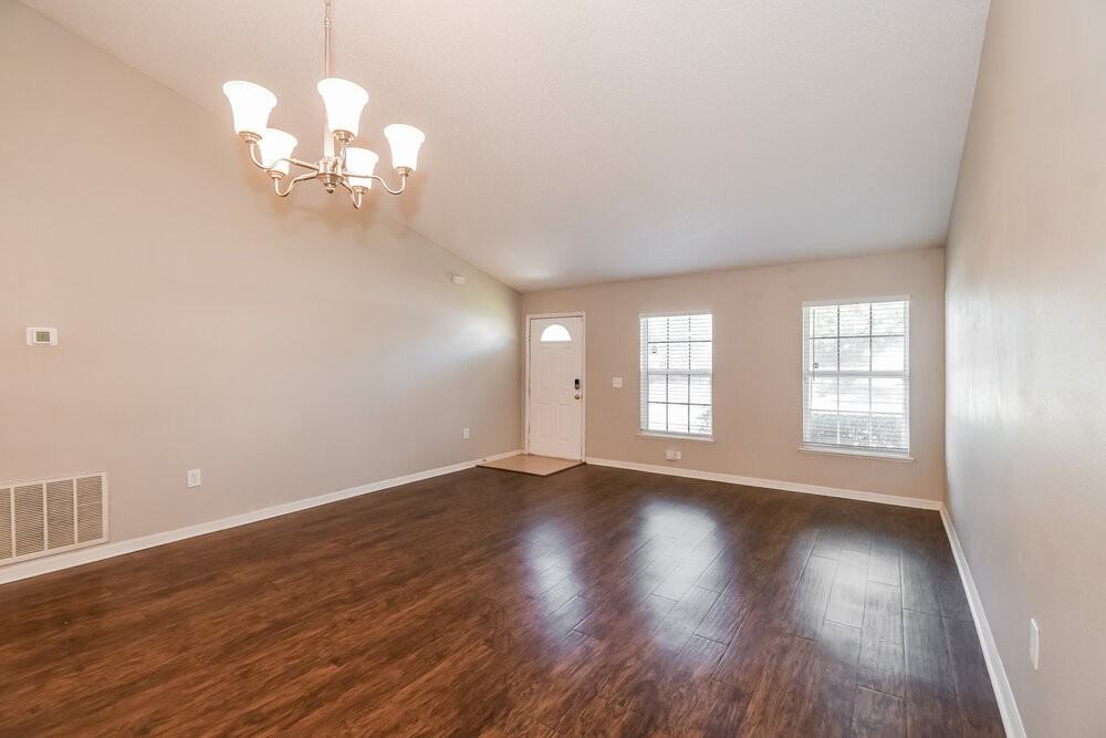 12451 Glenn Hollow Dr - Photo 3 of 16