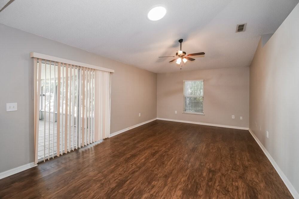 12451 Glenn Hollow Dr - Photo 7 of 16