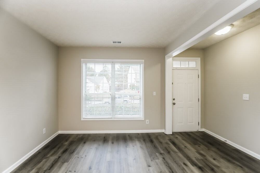 7121 Silver Mine Xing - Photo 3 of 16