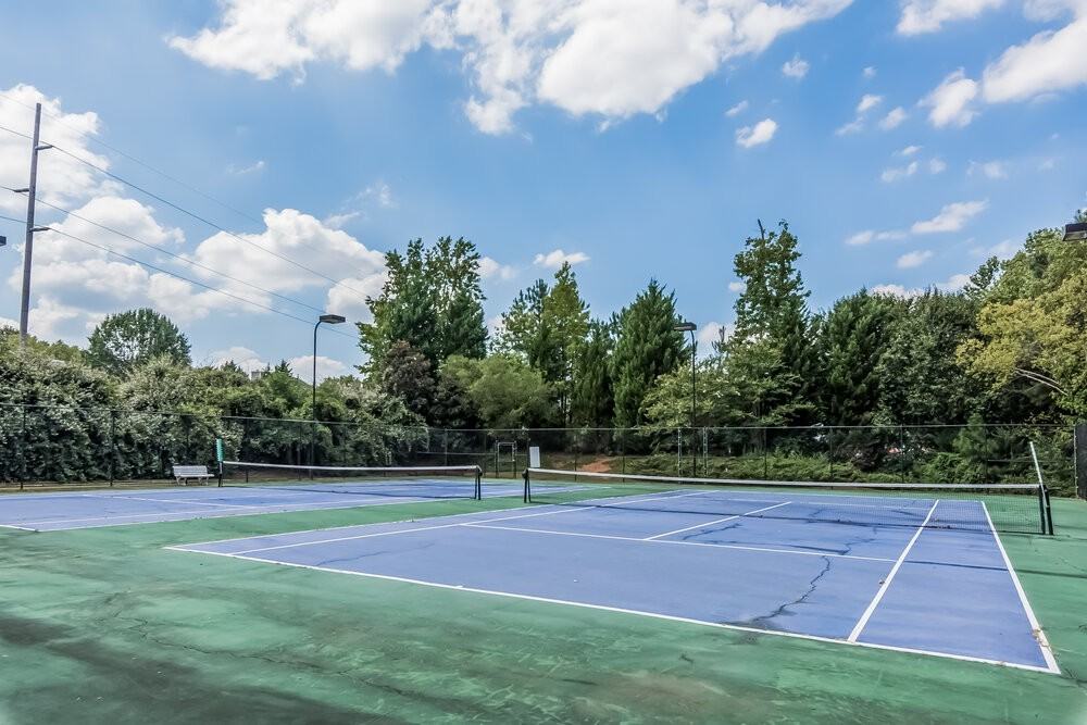 4937 Lake Park Ln - Photo 6 of 6