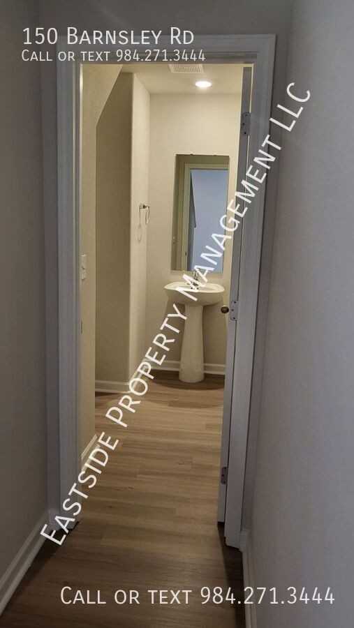 150 Barnsley Rd - Photo 5 of 19