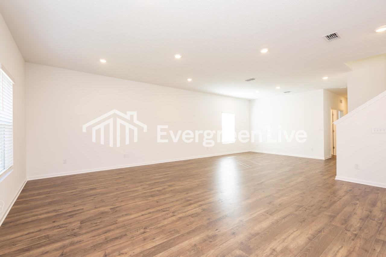 3634 Belstead Way - Photo 5 of 16