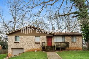 featured image of 2620 Rockwell Rd Nw