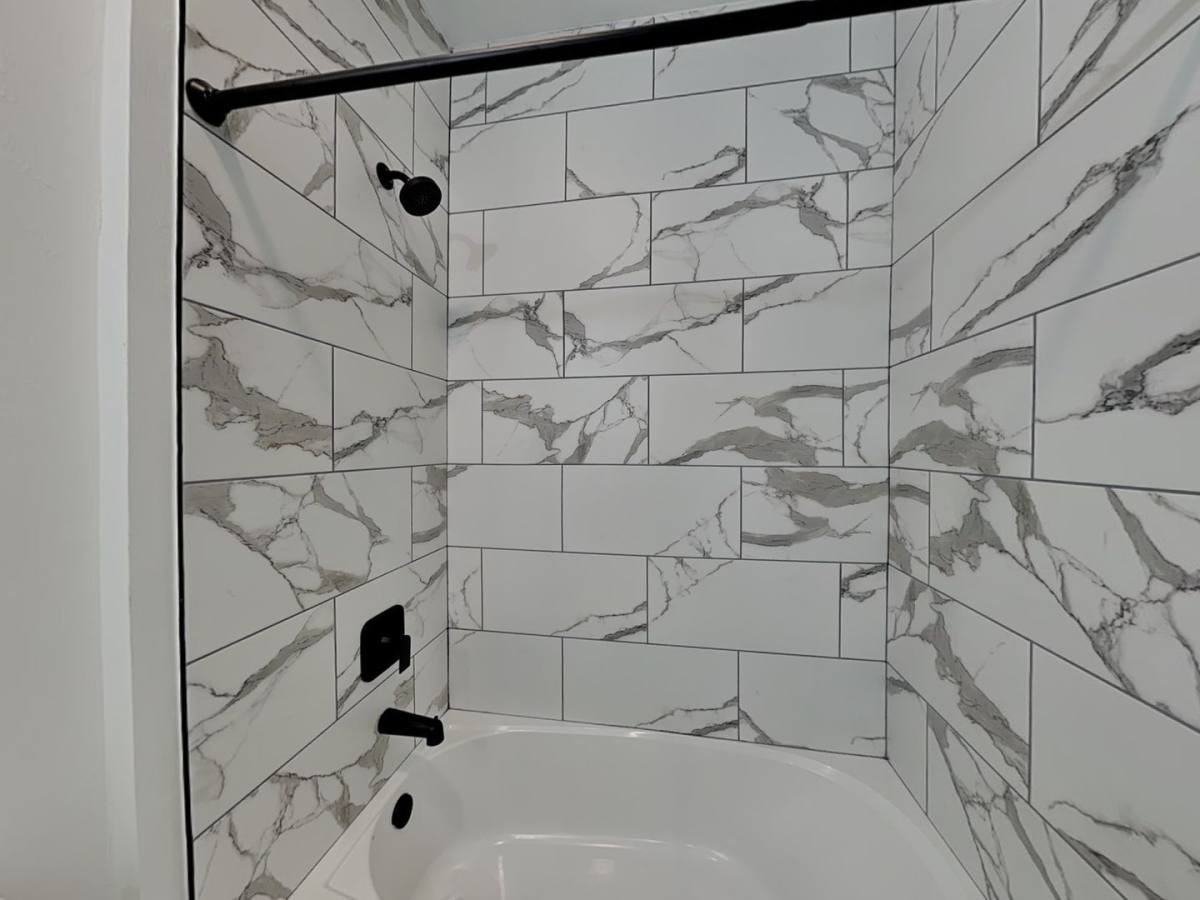 1284 Navigator Rd - Photo 3 of 10