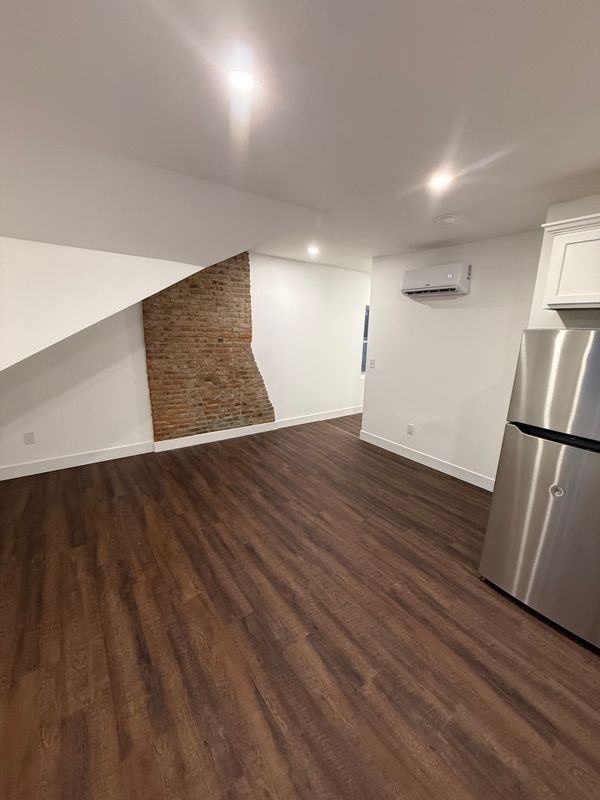 285 Genesee St ##3 - Photo 3 of 11