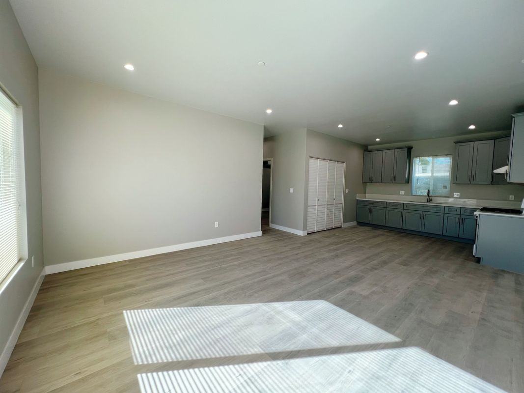 11912A Fidel Ave - Photo 3 of 17