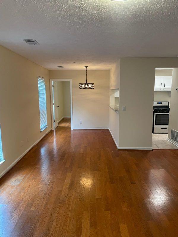 4351 Timberlake - Photo 2 of 10