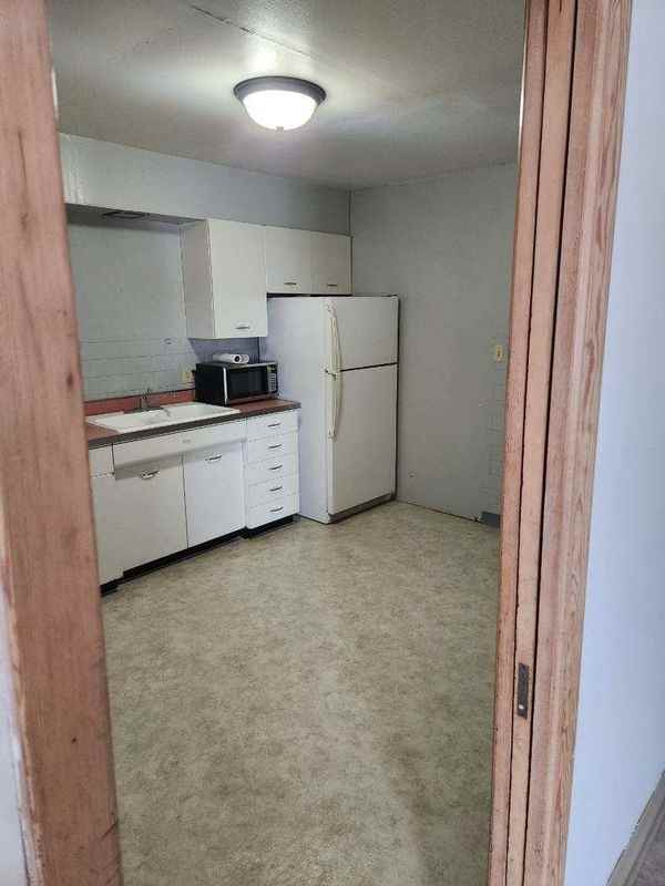 1030 1st Ave - Photo 3 of 9