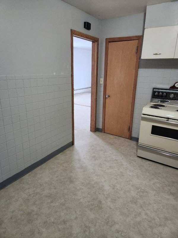 1030 1st Ave - Photo 5 of 9