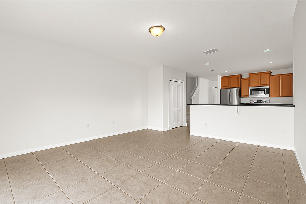 1801 Centennial Ave - Photo 4 of 9