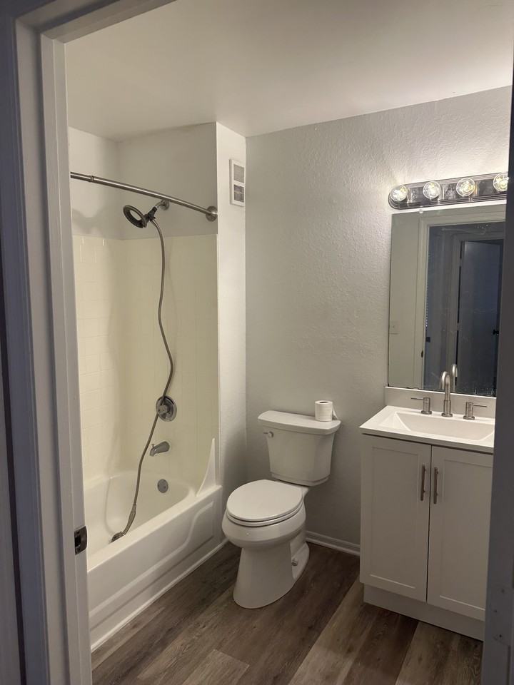 3705 Sw 27th St #711 - Photo 3 of 20