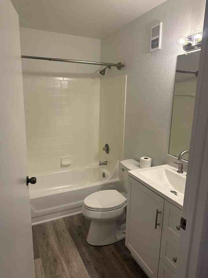 3705 Sw 27th St #711 - Photo 7 of 20
