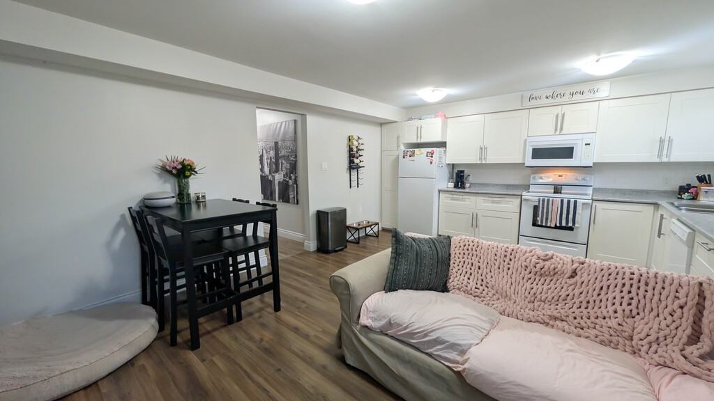 62 Adel Dr - Photo 5 of 30