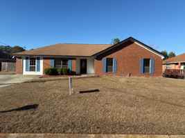 featured image of 932 Highland Dr