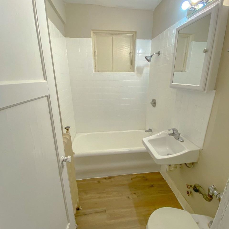 The Alden Apartments at Washington Park - Photo 4 of 14