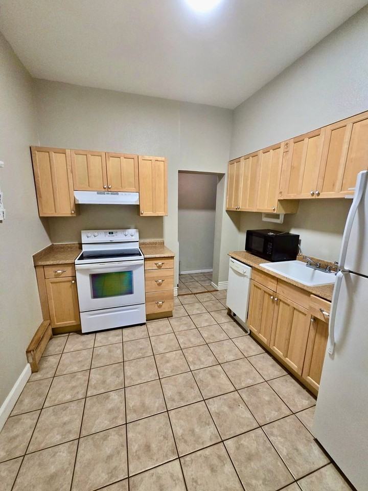 3127 W 28th Ave #7 - Photo 2 of 12