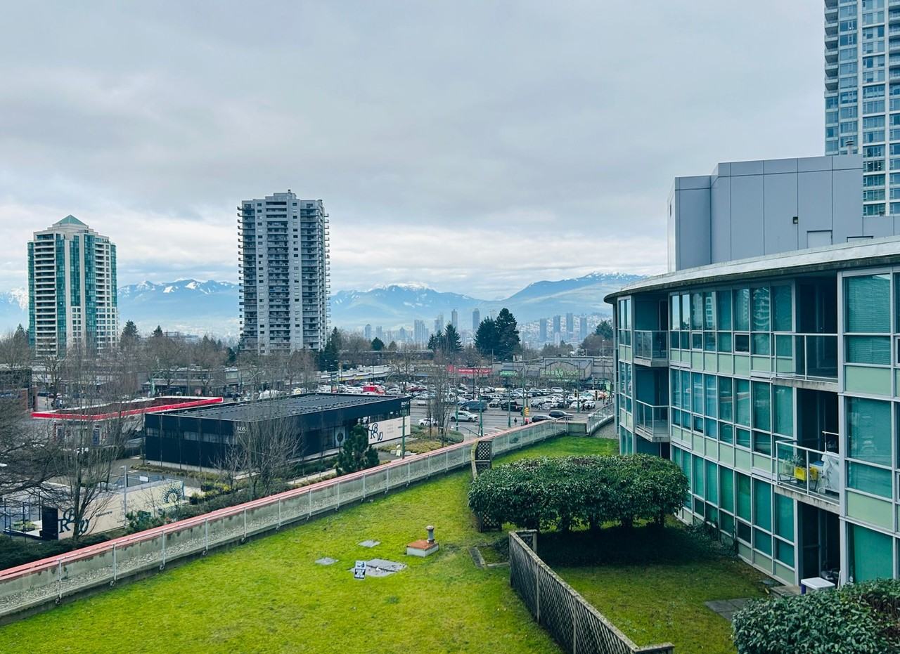 6088 Willingdon Avenue #7th Floor - Photo 4 of 17