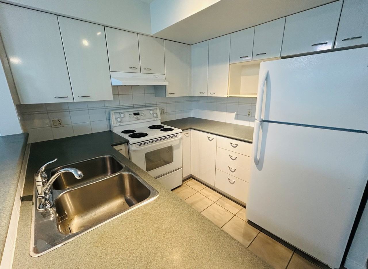 6088 Willingdon Avenue #7th Floor - Photo 7 of 17