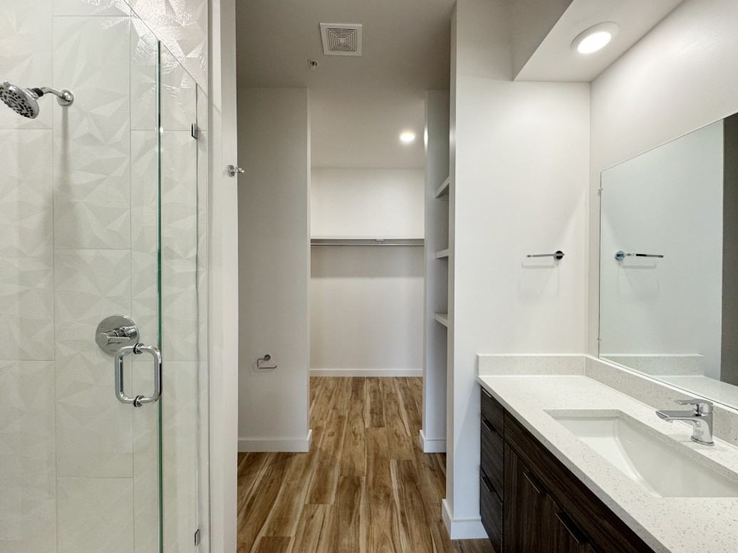 1641 Midtown Pl #1641-164 - Photo 6 of 13