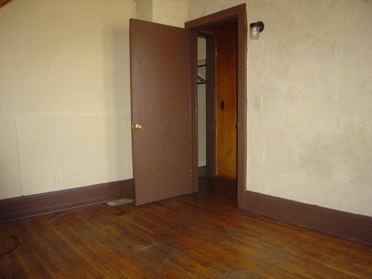 1216 Sheridan Ave #3 - Photo 6 of 7