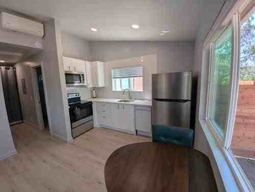 1637 Grove Rd #NA - Photo 6 of 10