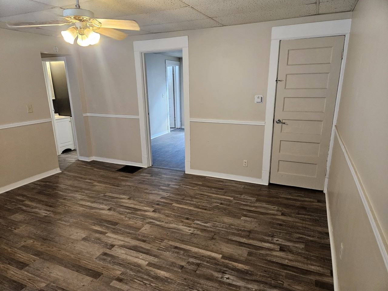 653 Baldwin St #3 - Photo 4 of 6