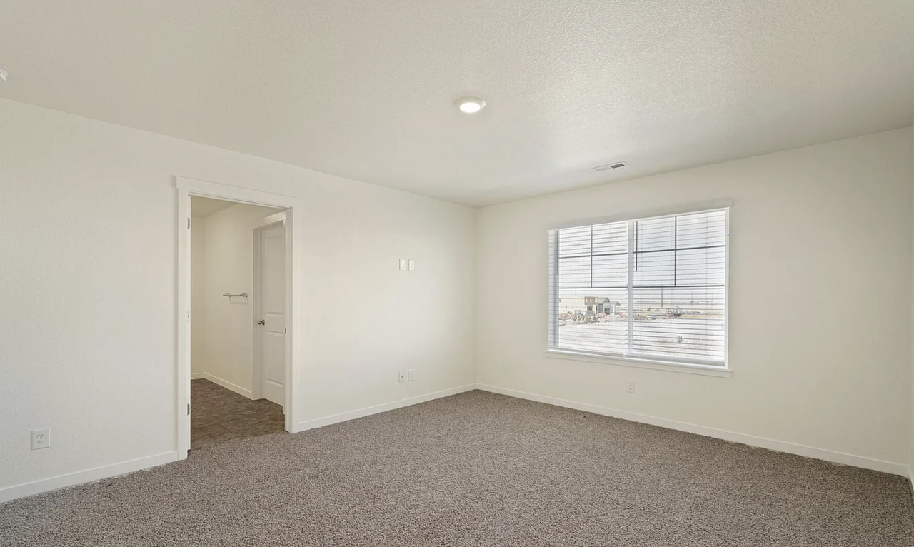 482 3rd St #NA - Photo 3 of 14