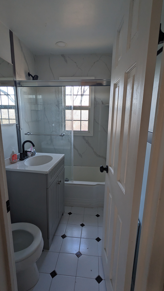 670 Palisade Ave #3A - Photo 2 of 5