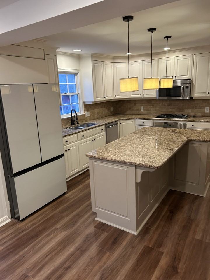 6035 Riverside Dr #NA - Photo 4 of 25