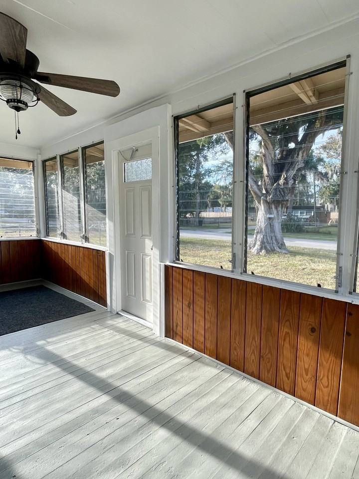 721 New York Ave #NA - Photo 5 of 11