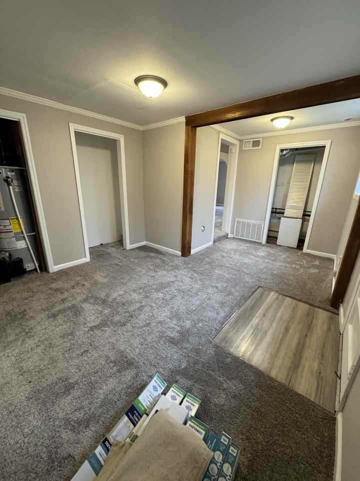 1237 E Riverside Dr #NA - Photo 3 of 11