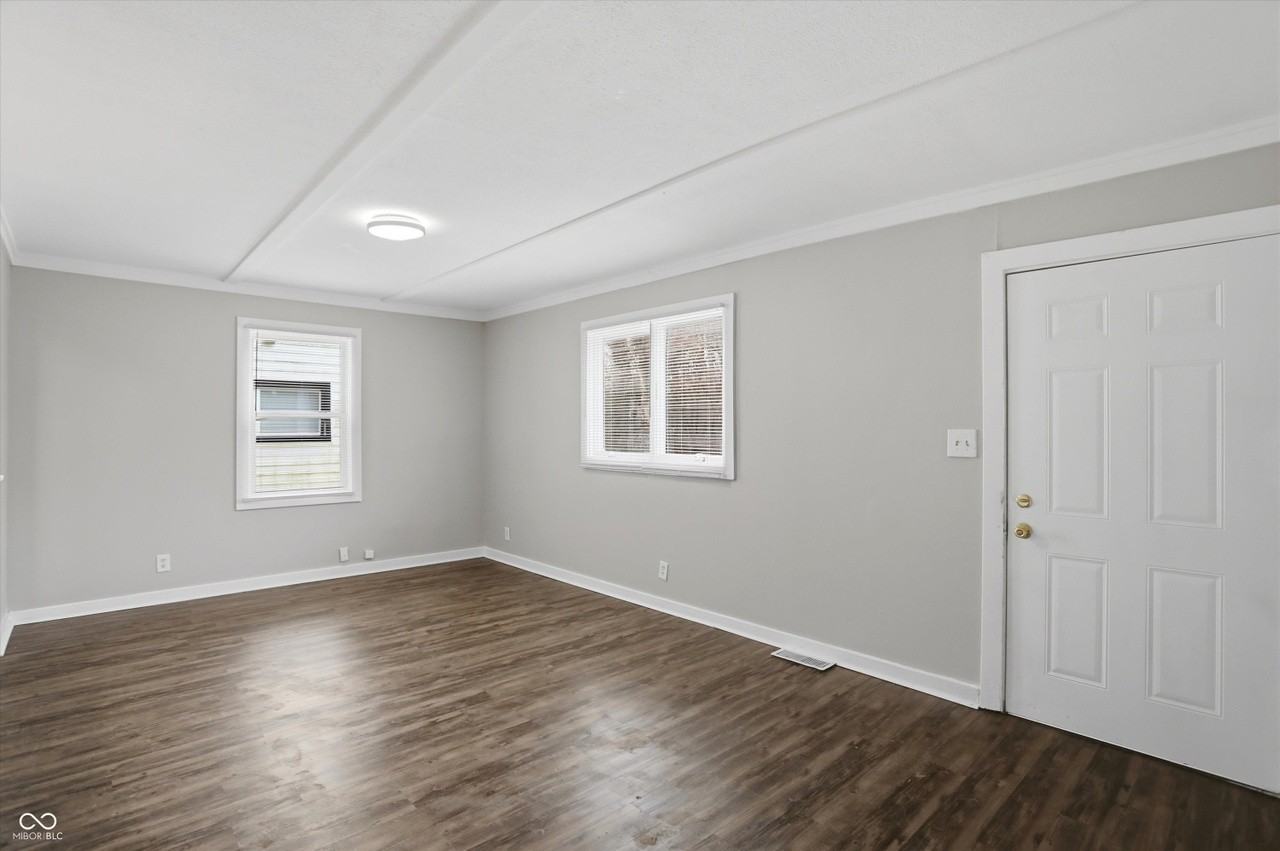 Parker Ct #NA - Photo 2 of 13