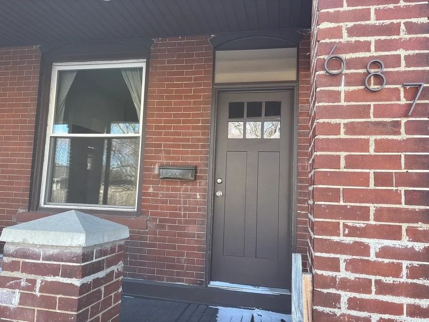 687 E Columbus St - Photo 2 of 19