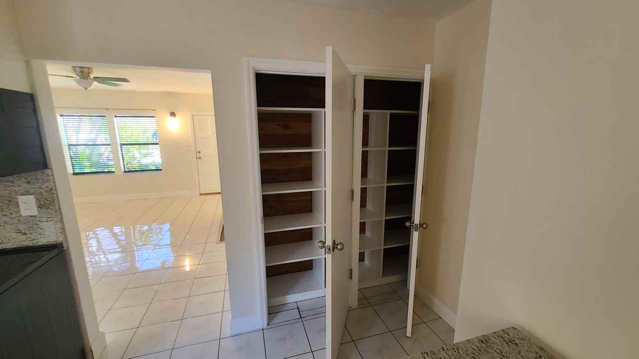 1516 Ne 17th Ave #NA - Photo 6 of 18