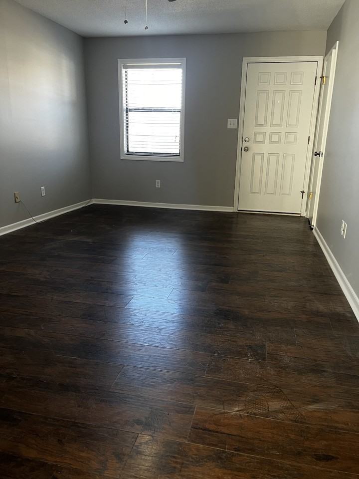 1608 Windsong Ct #1608 - Photo 2 of 15