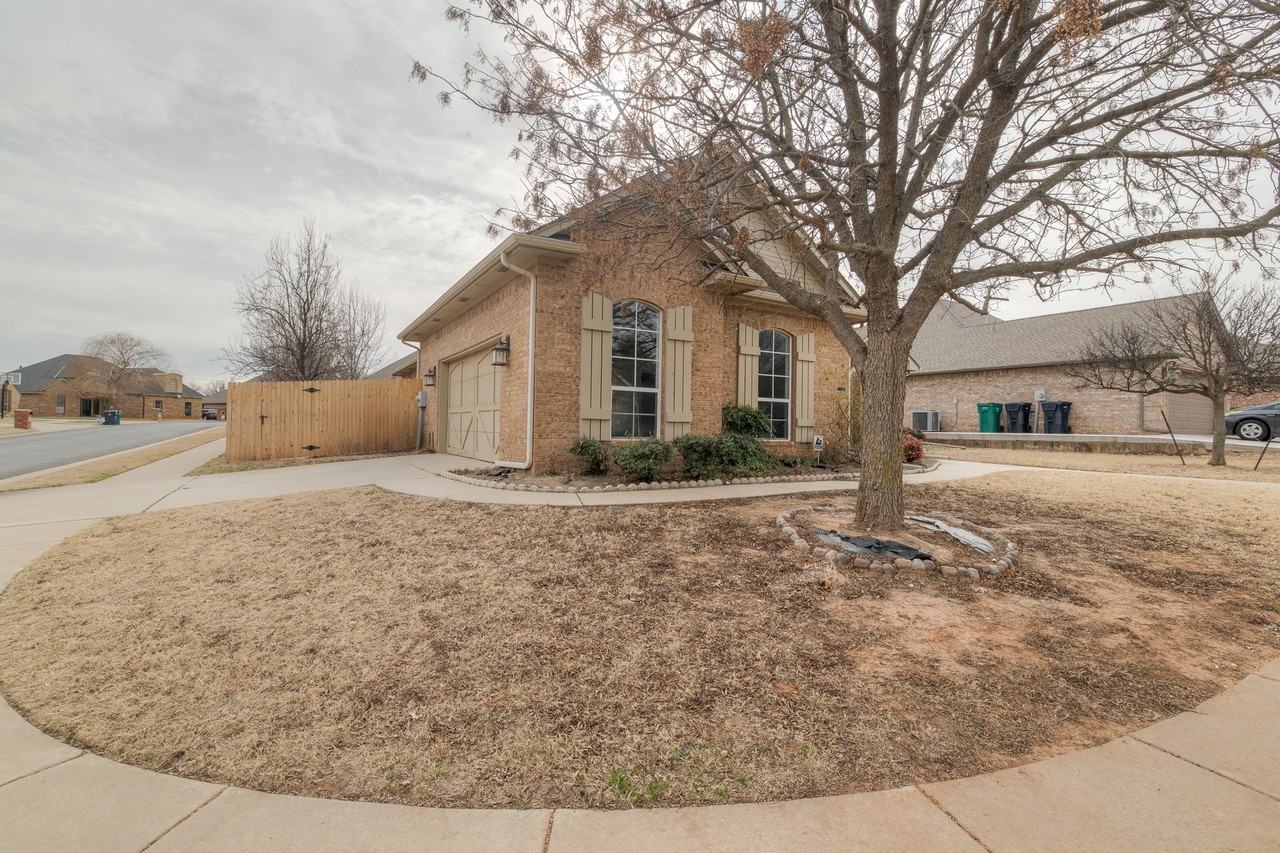 4304 Nw 164th Ter #NA - Photo 2 of 18