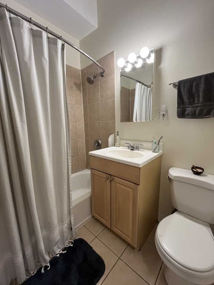 1820 N Marshfield Ave #2 - Photo 5 of 7