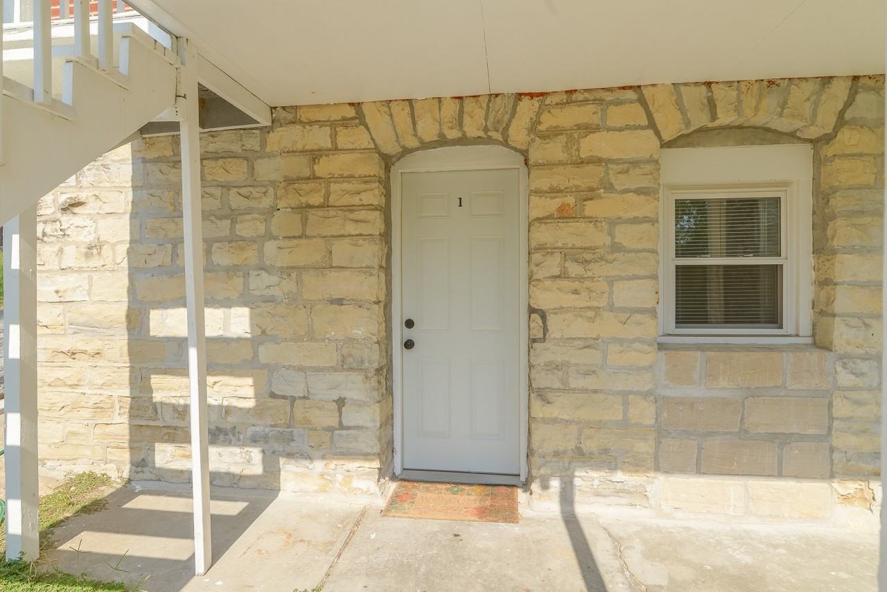 203 Ash St #1 - Photo 3 of 24