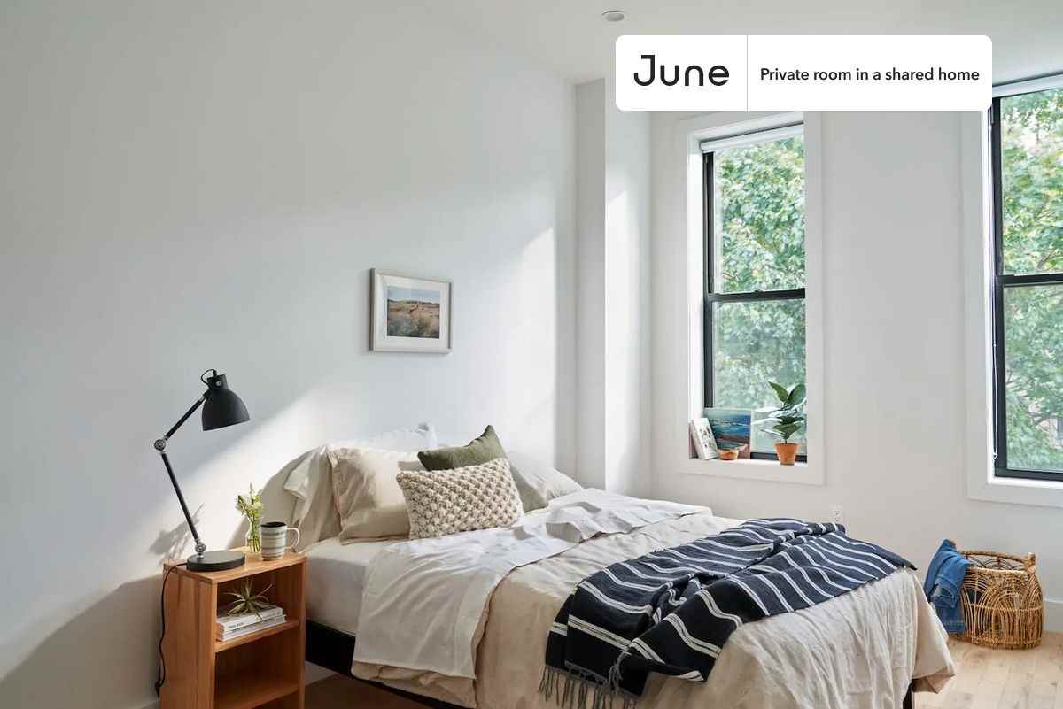 854 Hancock St #4 - Photo 2 of 6