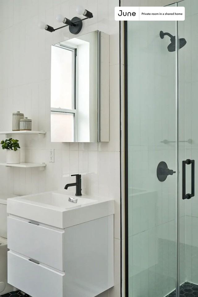 854 Hancock St #4 - Photo 6 of 6